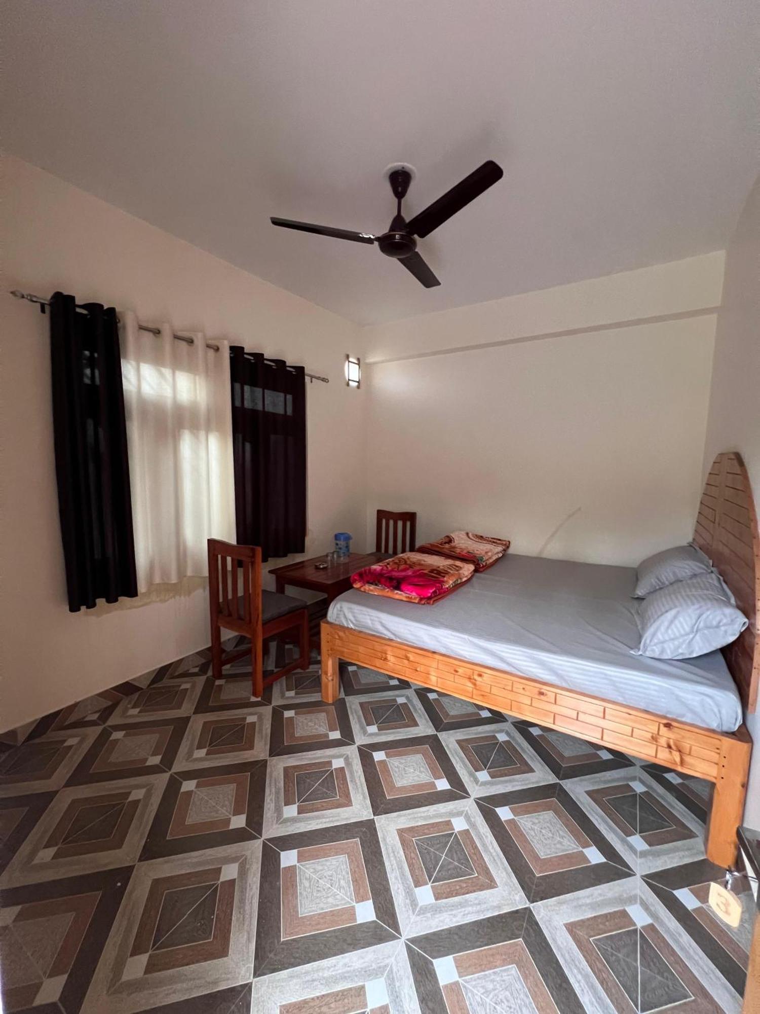 Binsar Royal Homestay Dhaulchhina, אלמורה מראה חיצוני תמונה